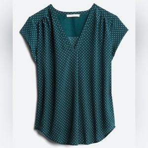 FUN2FUN Lillian V-Neck Blouse